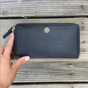 Authentic Tory Burch wallet